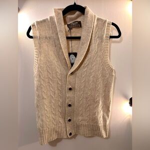 Vintage, Dead-stock,  1980 Shetland Wool Beige Sweater Vest